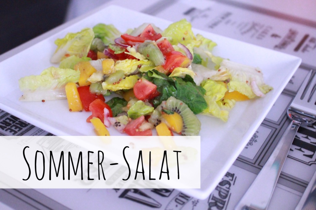 Beitragsbild: Sommersalat:Tomate-Kiwi-Salat mit Pfirsichdressing