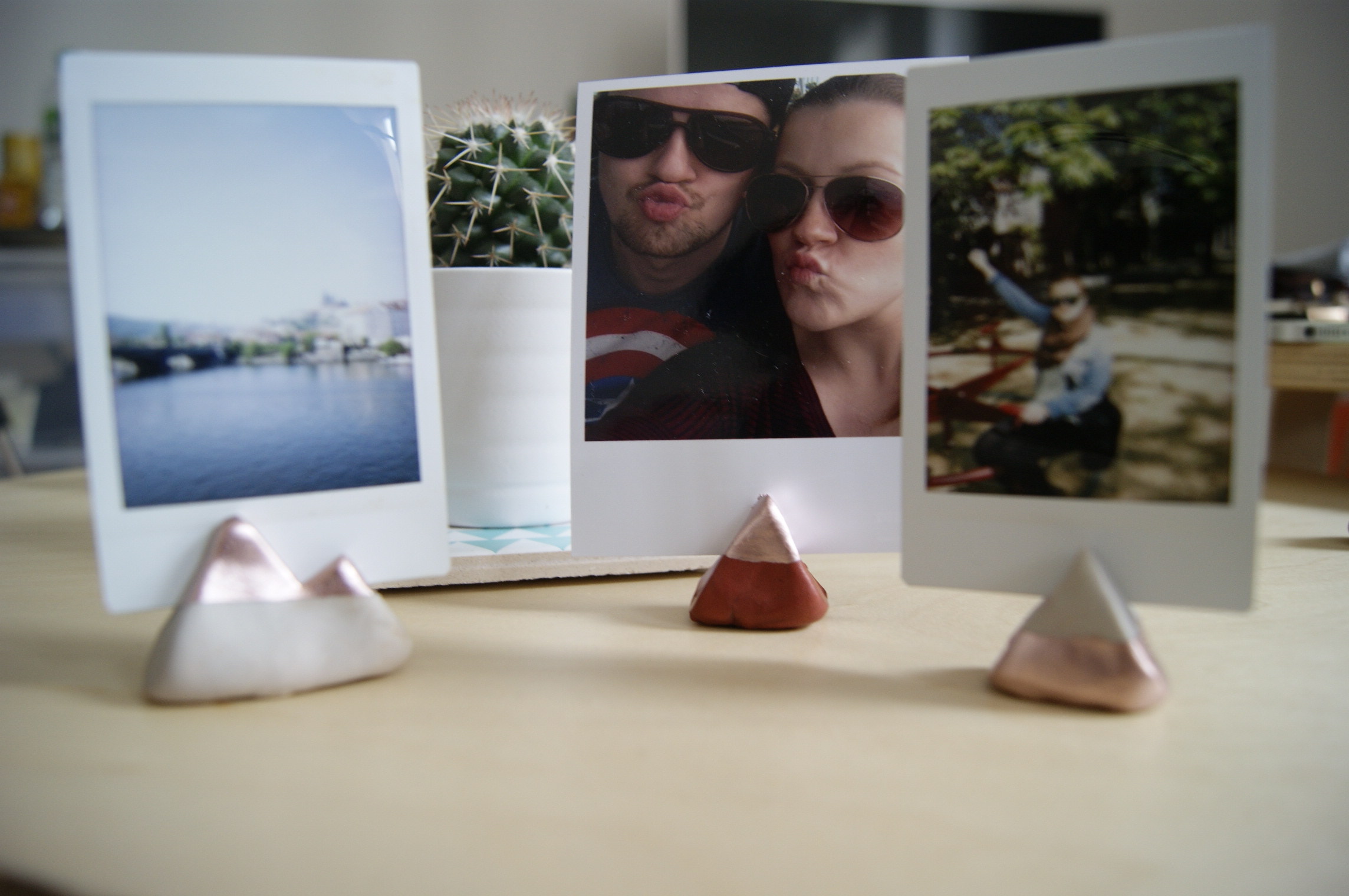 DIY Geschenkideen für Weihnachten - Fotohalter für Instax Bilder