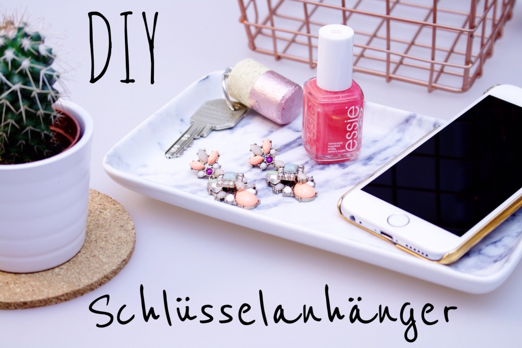 DIY - Anleitung: Schlüsselanhänger aus Kork selbst basteln - einfache Geschenkidee