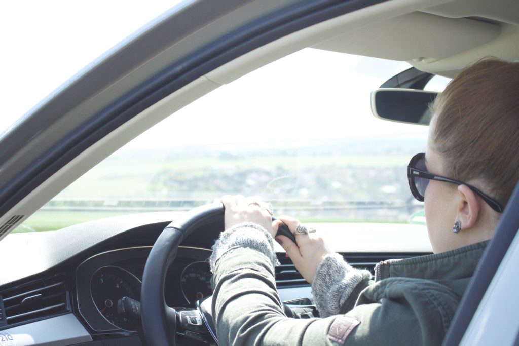 Beitragsbild: Freiheit und Asphalt: Warum Autofahren für mich eine Art Therapie ist