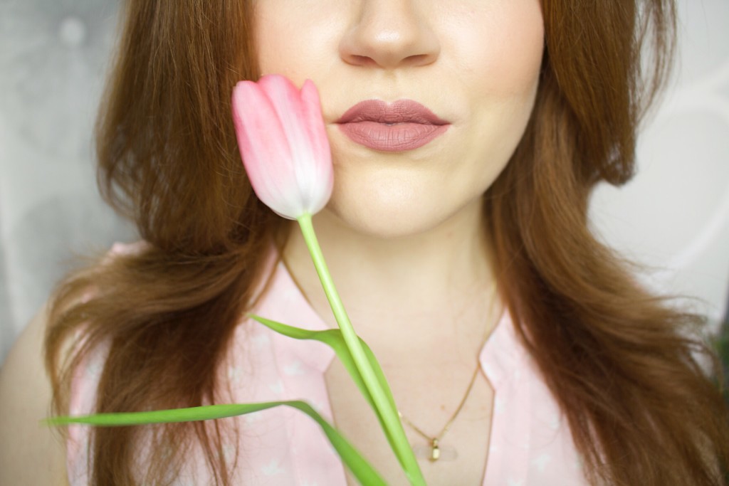 Make-up Look für den Frühling mit der Trendfarbe 2016 Rose Quartz Bild 2: Traumbild mit Nahaufnahme der Lippen mit Candy K von Kylie Jenner Lipkit