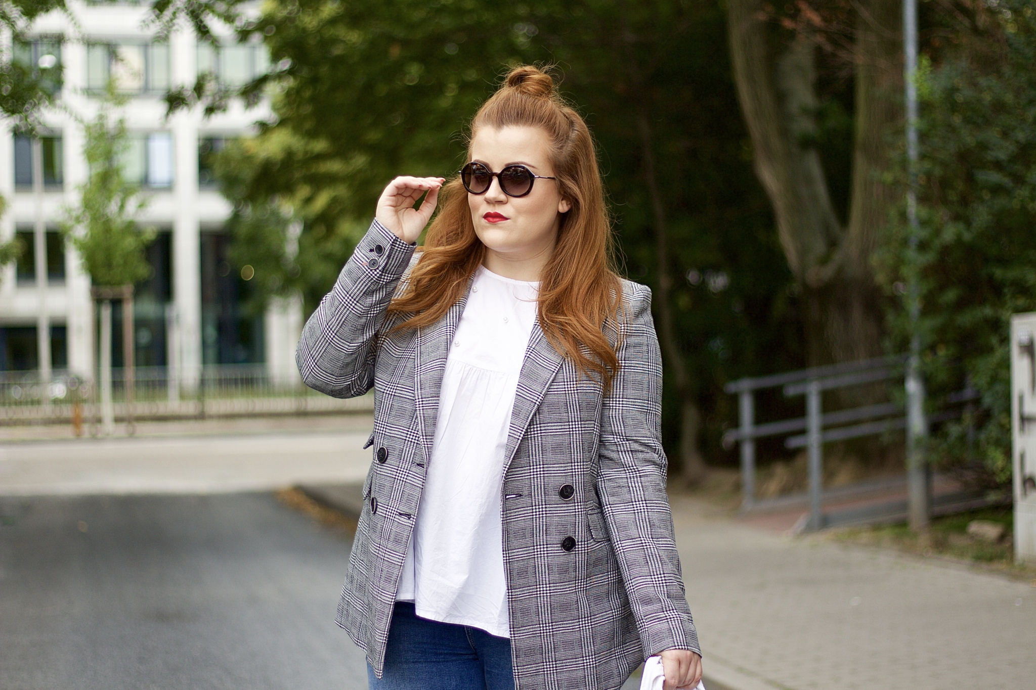 Beitragsbild: Herbst-Trend: Karierter Blazer - checked Blazer - so stylst du ihn - Fashion Blogger Trend