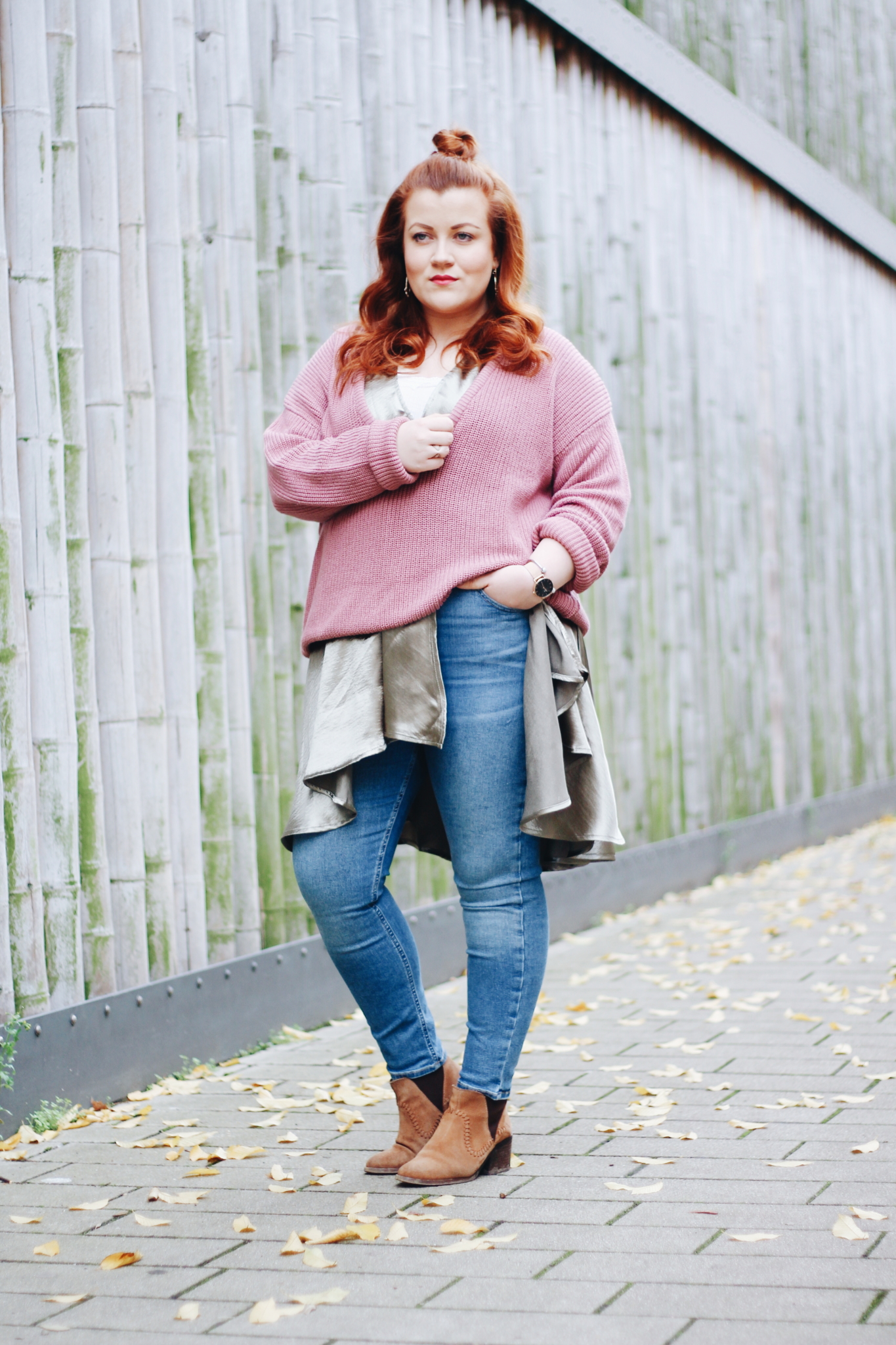 gesamtes Outfit: Blogger Style: So trage ich den Kleid über Hose Trend - Fashion Blog Leipzig