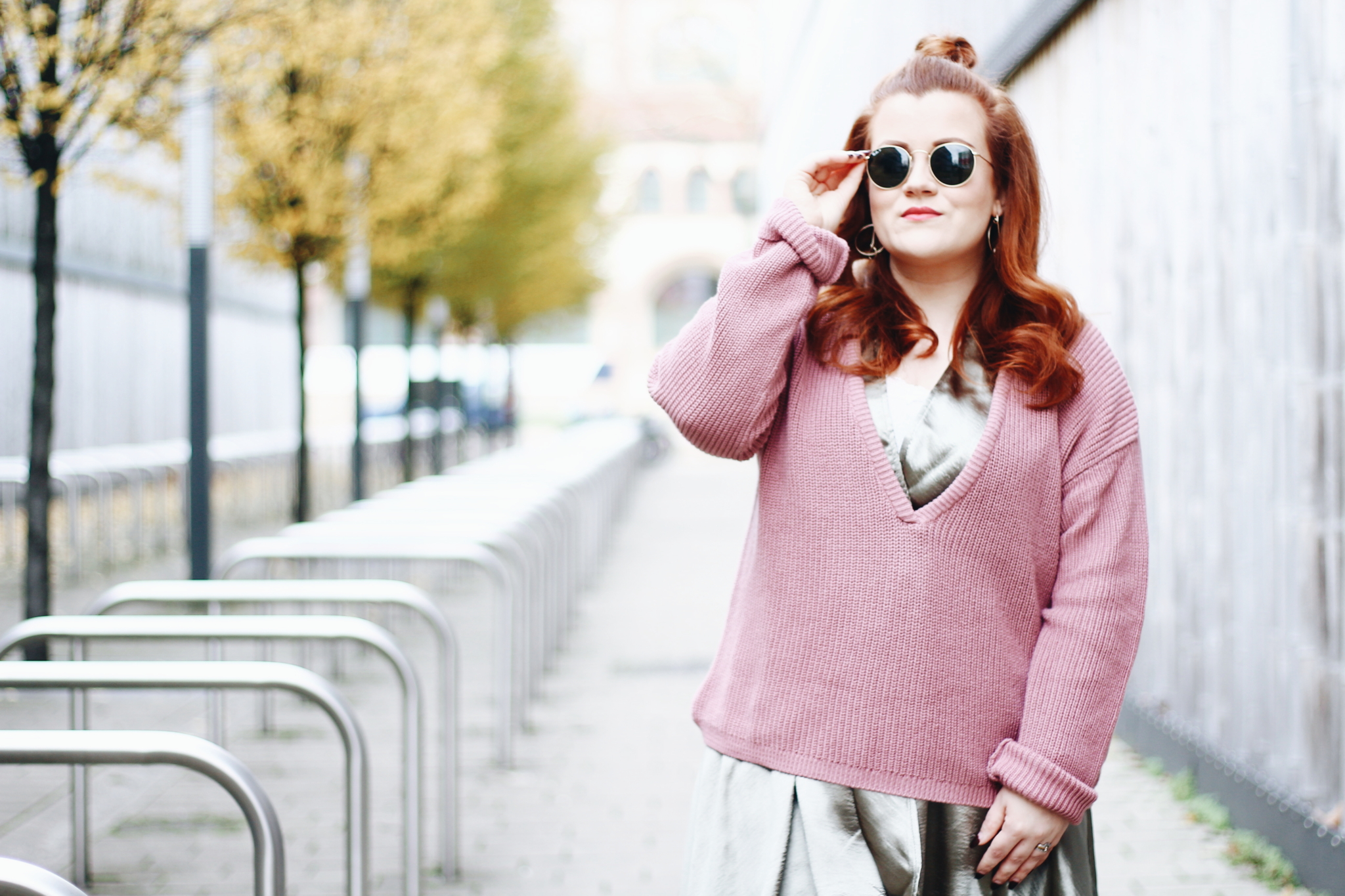 Detailansicht: Blogger Style: So trage ich den Kleid über Hose Trend - Fashion Blog Leipzig