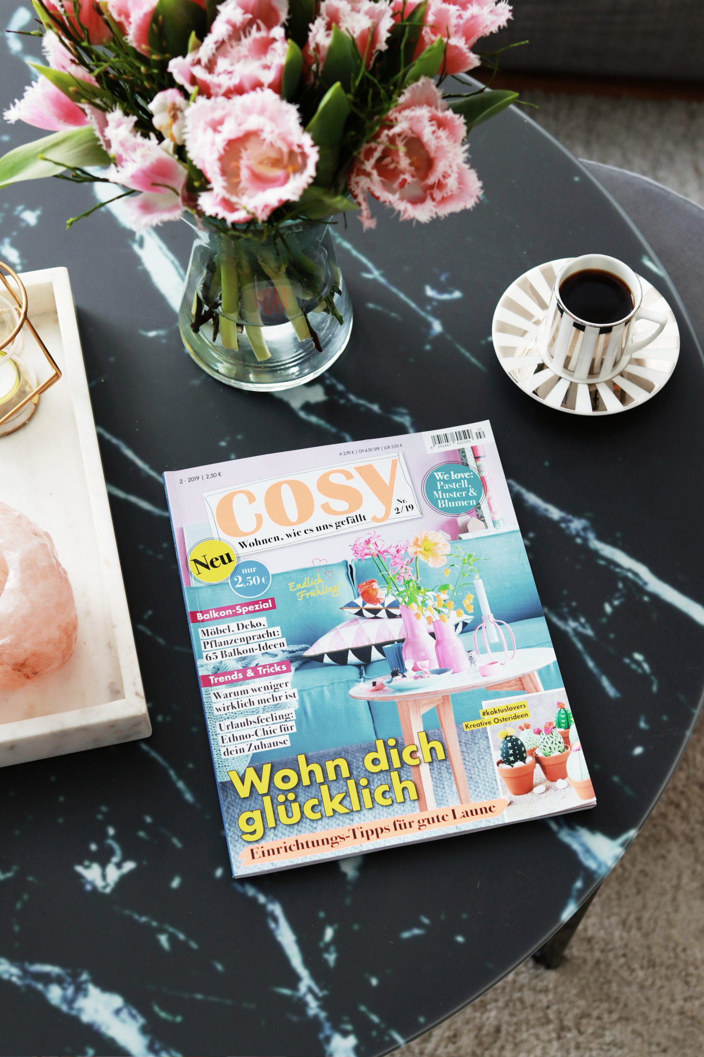 Frühlingshafte Wohnideen mit dem COSY Magazin | Anzeige