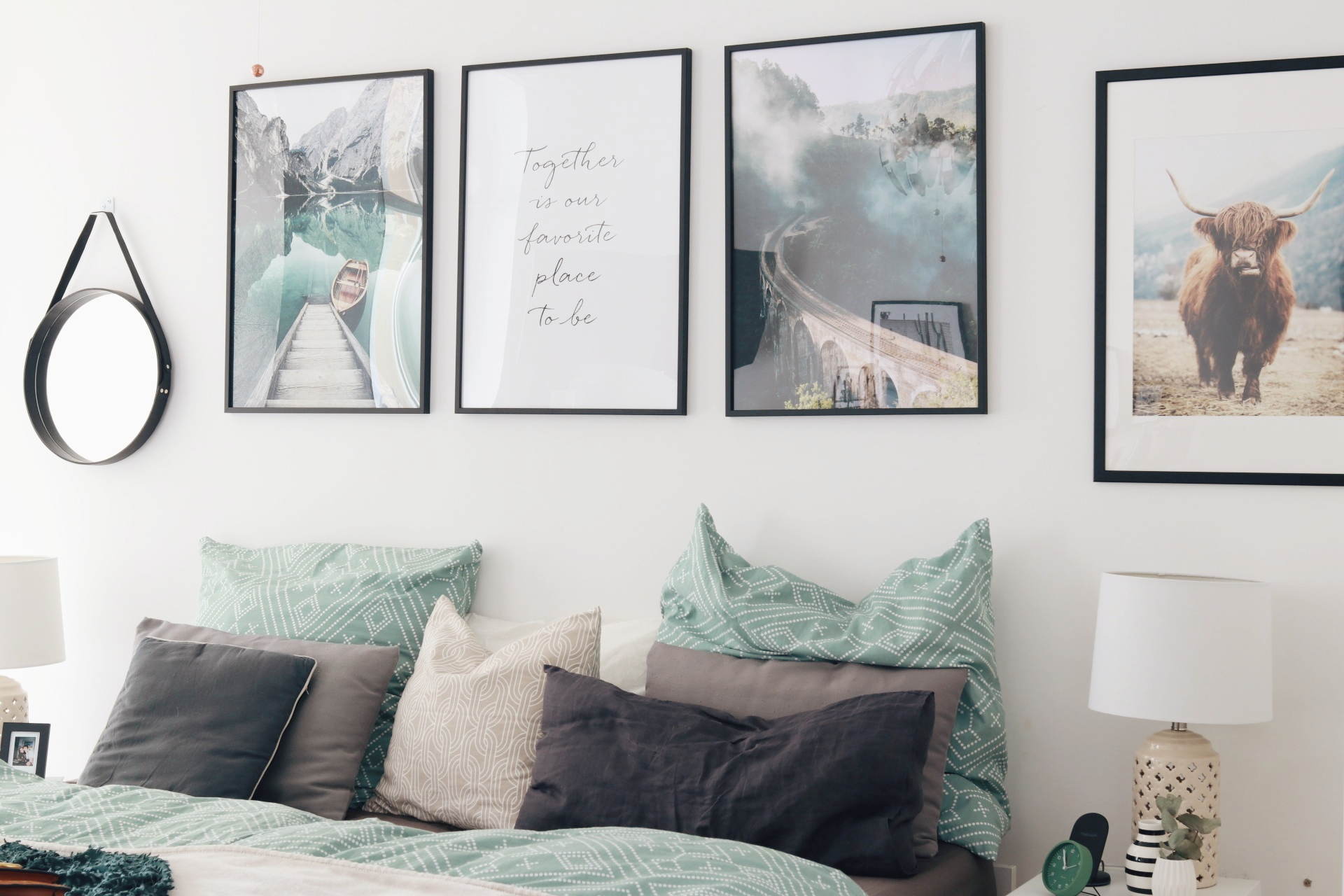 Moderne Wandbilder für das Schlafzimmer: Tipps für mehr Gemütlichkeit