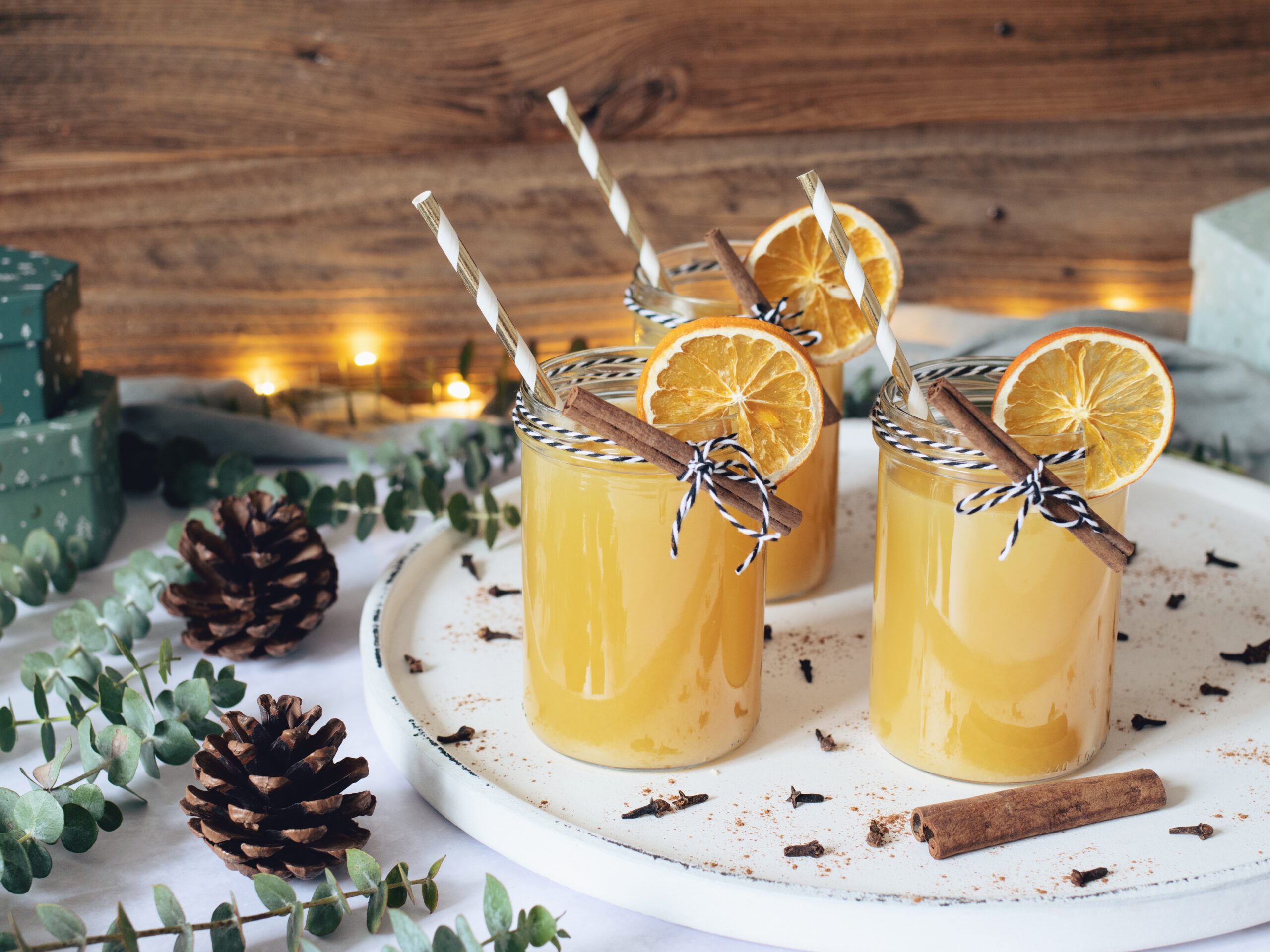 Apfelpunsch Rezept mit Orangensaft und Zimt