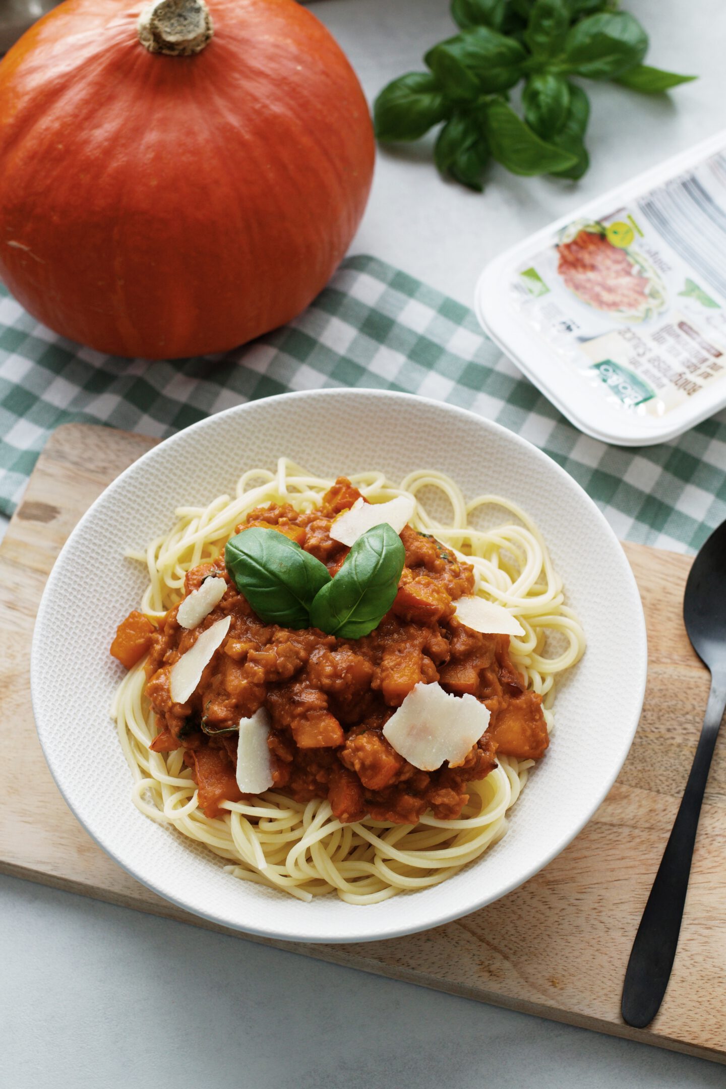 Rezept: Vegane Kürbis-Bolognese